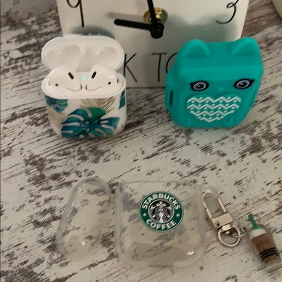 🌸APPLE AIR PODS WITH 3 CUTE CASE PROTECTORS 🌸